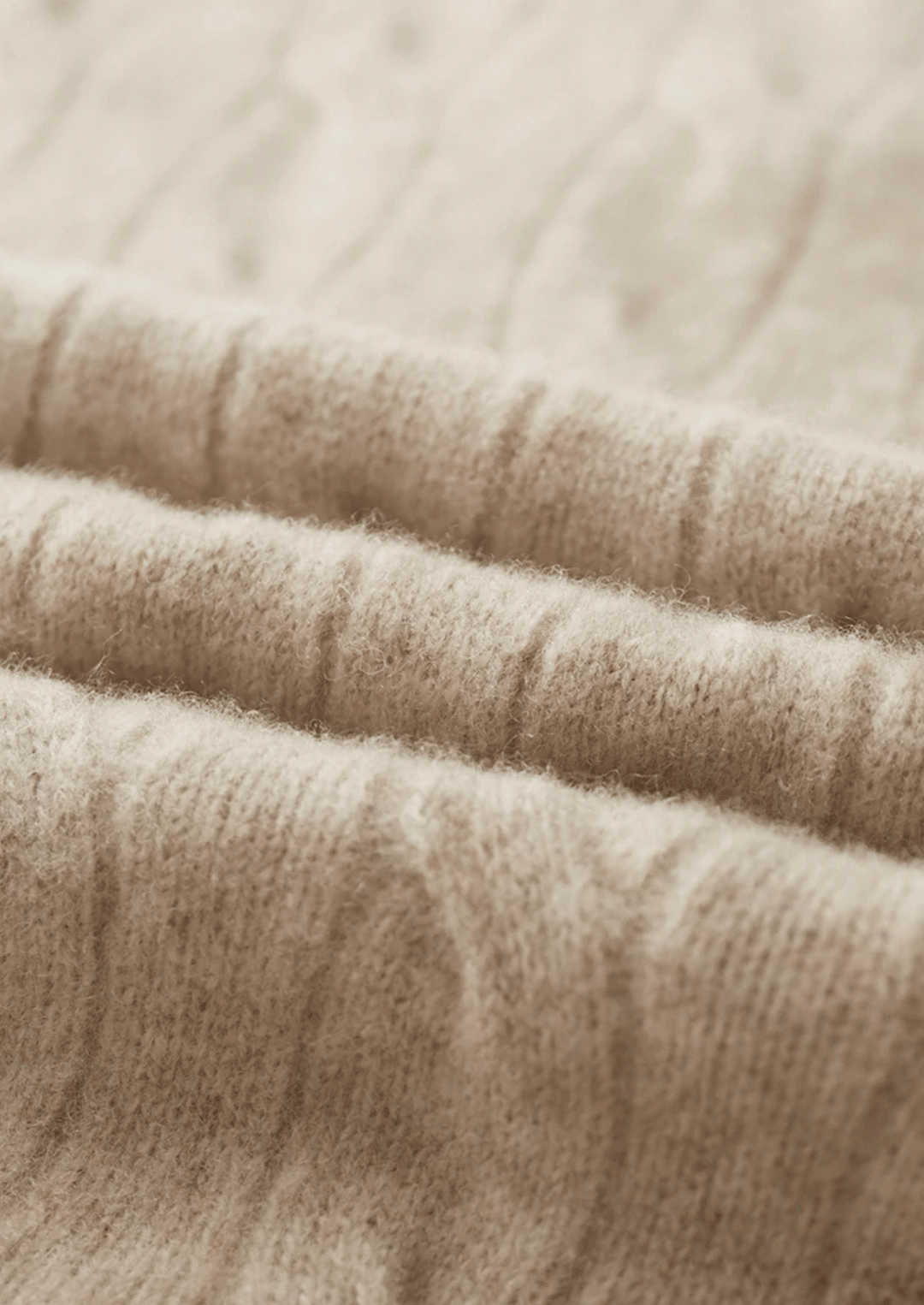 MERINO WOOL CABLE KNIT HALF ZIP