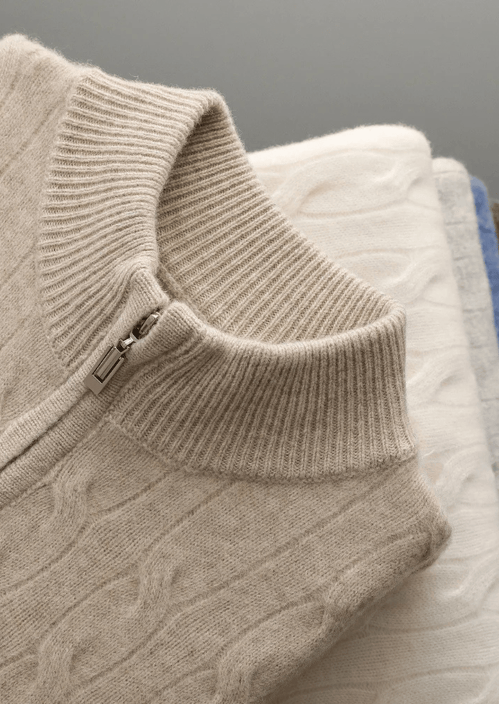 MERINO WOOL CABLE KNIT HALF ZIP
