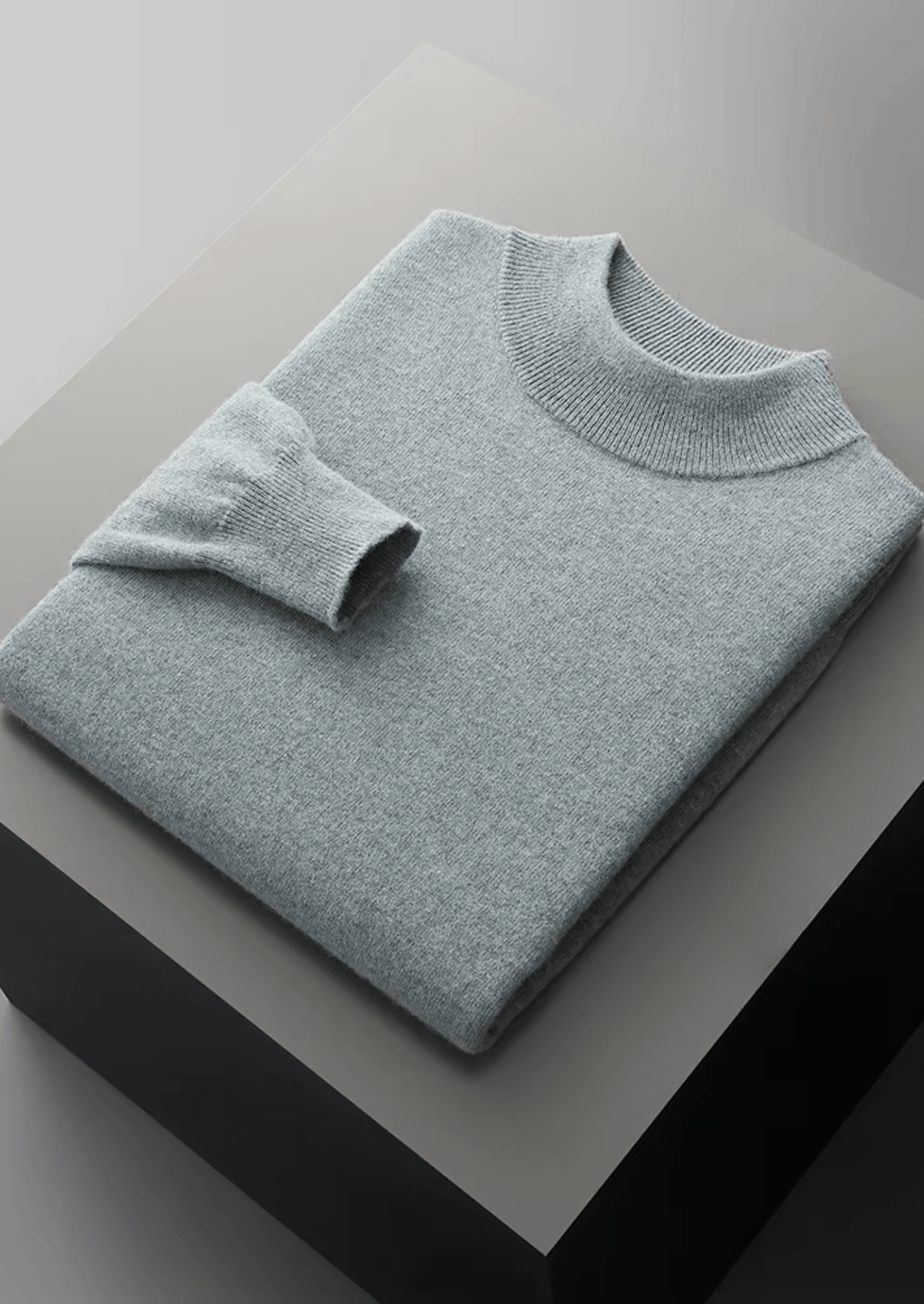 MERINO WOOL CLASSIC MOCKNECK SWEATER