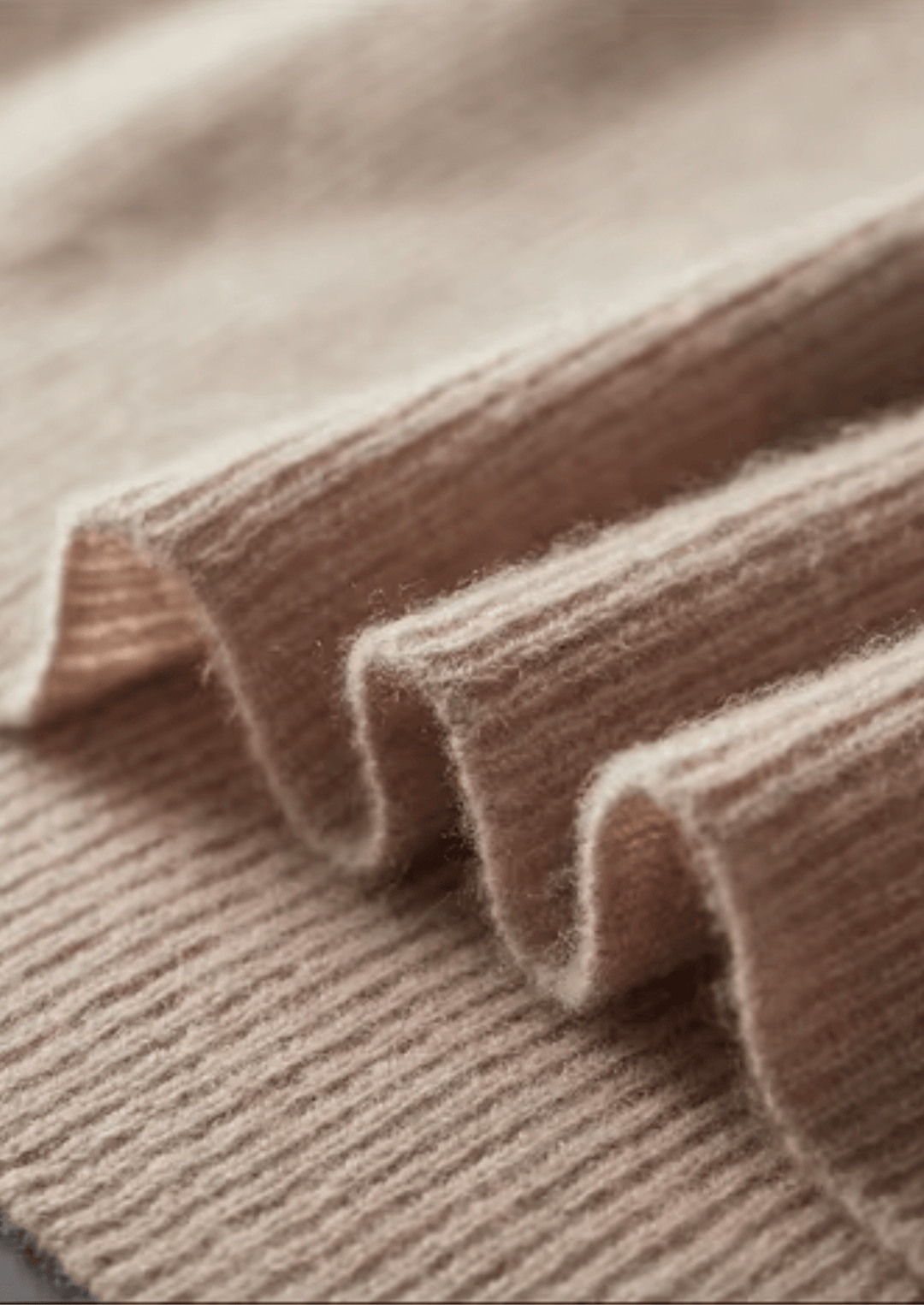 MERINO WOOL TWO TONE ZIPPER SWEATER POLO