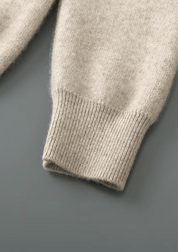 COZY V-NECK MERINO WOOL CARDIGAN