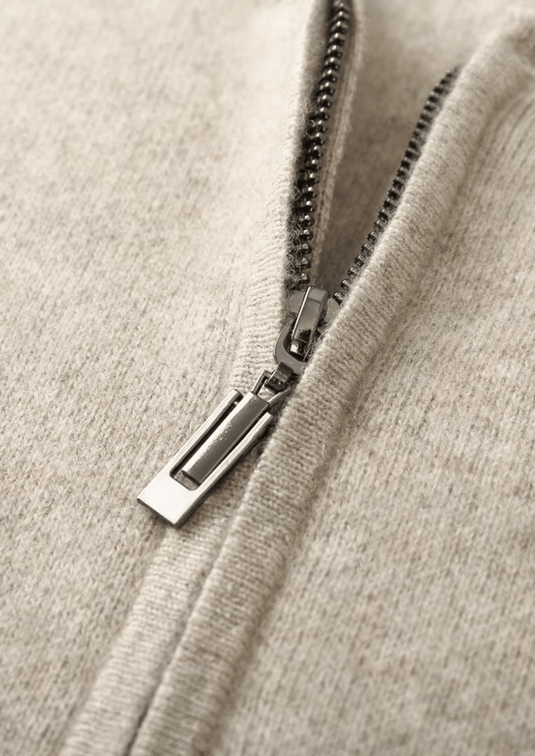 COZY V-NECK MERINO WOOL CARDIGAN